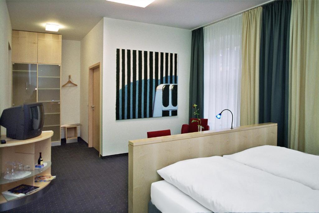 Hotel Galerie グライフスヴァルト エクステリア 写真